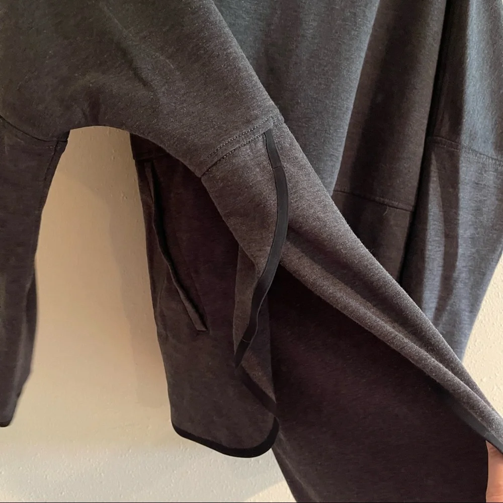 The North Face Grey Turtleneck Sweatshirt - Picture 8 of 10